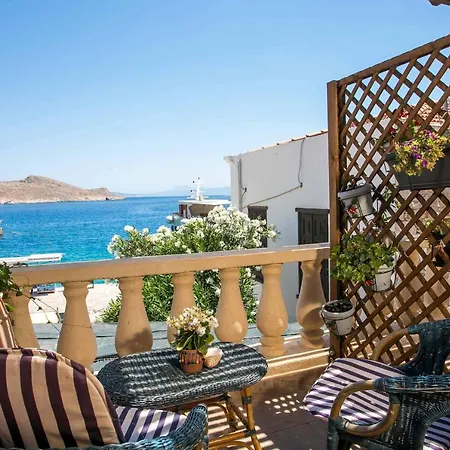 Annas Houses Chalki Town Exterior foto