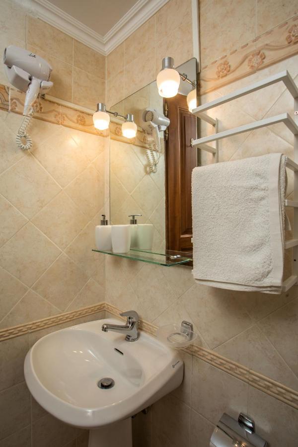 Ferienhaus Annas Chalki Town